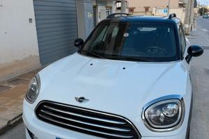 Mini Countryman Cooper D 150cv