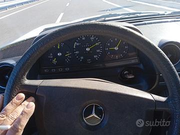 Mercedes-benz 200 D