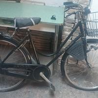 bici donna nera