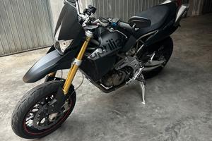 Aprilia Dorsoduro 750