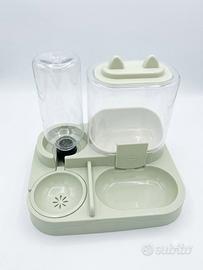 Distributore automatico cibo e acqua