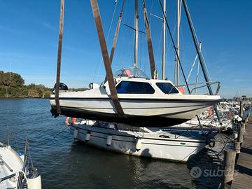 Barca + motore + carrello in Package