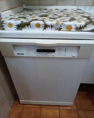 lavastoviglie  Miele