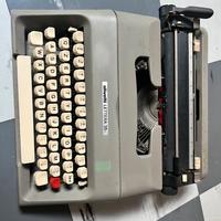 MACCHINA DA SCRIVERE OLIVETTI