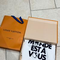 T shirt Louis Vuitton - Le Monde est a vous