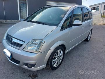 OPEL Meriva 1.3 CDTI ecoFLEX Cosmo