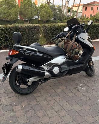 Yamaha T-MAX 500