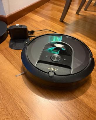 iROBOT - ROOMBA I7 (158)-Black