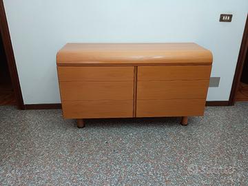 cassettiera con nascondiglio portagioie e specchio