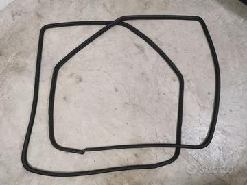 2 Guarnizioni battente portiere Uno/Y10