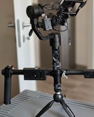 Gimbal Zhiyun- Crane V2 con valigia