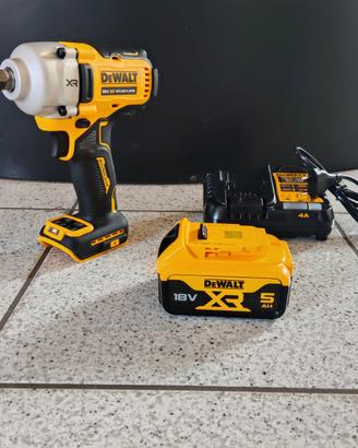 Avvitatore ad impulsi DeWAlt