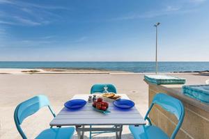 Una casa al mare sulla spiaggia Ostuni