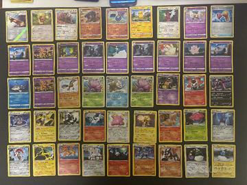 Stock 400 Carte Pokémon tra Storia e Attualità