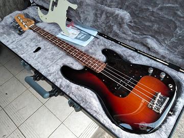 FENDER BASS PRECISION, USA, COME NUOVO