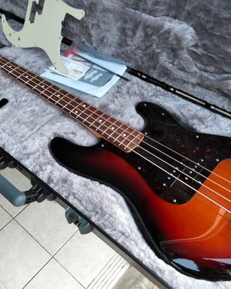 FENDER BASS PRECISION, USA, COME NUOVO