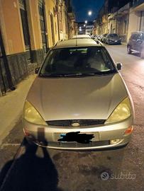 Ford Focus 2000