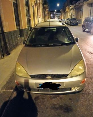 Ford Focus 2000