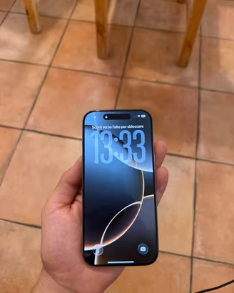iPhone 16 Pro 1 Tb Titanio Naturale - In Garanzia