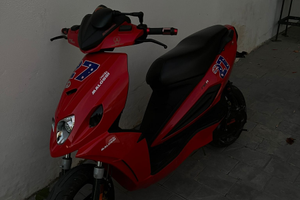 Panthom f12r LC ducati corse