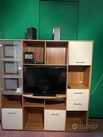 Mobile soggiorno con porta televisione