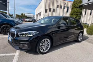 Bmw 120d xDrive 5p. Business Advantage 190CV