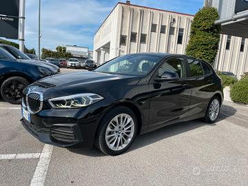 Bmw 120d xDrive 5p. Business Advantage 190CV