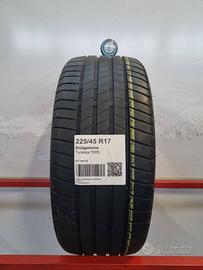 Gomme Usate Bridgestone 225 45 17 Guarda Catalogo