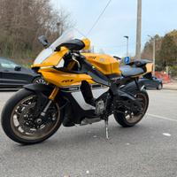 YAMAHA R1 60th anniversario