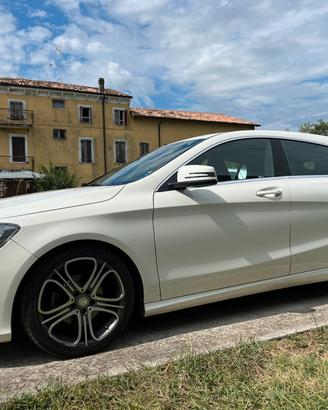 Mercedes Cla sw 200 euro6 km 96500
