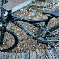 Bici biamortizata rockrider