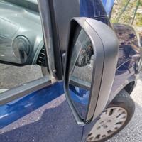 Specchio destro PEUGEOT BIPPER del 2009