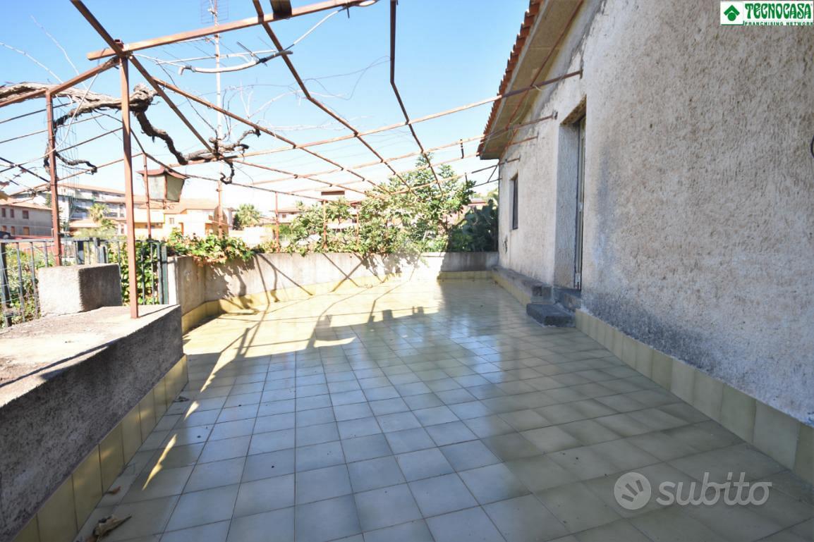TER. RESIDENZIALE A GRAVINA DI CATANIA - Vista 4