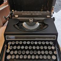 macchina da scrivere Olivetti Studio 46