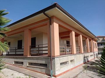 Rif.CM095- villa san cataldo