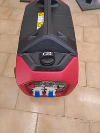 Generatore Honda EU32i Generatore di corrente