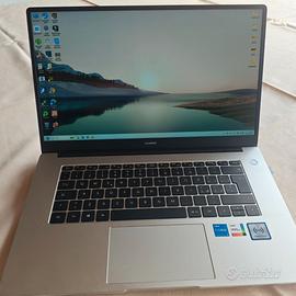 Huawei MateBook D15 15,6" (Intel Core i5-1135G7)