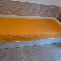 Divano letto IKEA con materasso