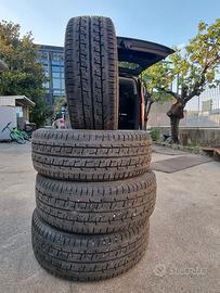 Pneumatici invernali 215/60 R17
