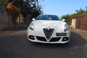 Alfa Romeo Giulietta 1.6 jtdm 105 cv  neopatentati