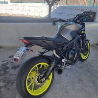 Mt09 fluo yellow 2018