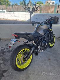 Mt09 fluo yellow 2018