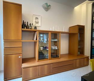 Mobile credenza in legno