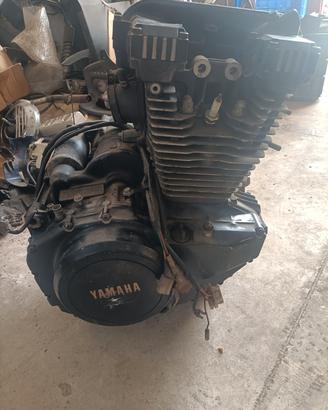 Yamaha XS 400 