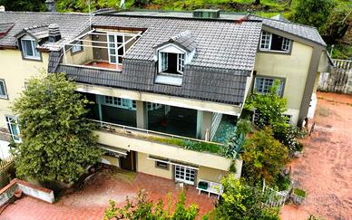 Villa semindipendente a Capezzano (Salerno)