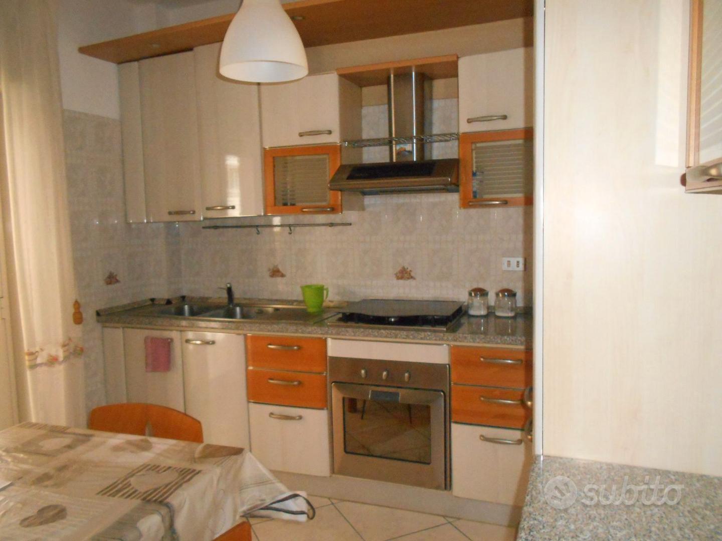 Subito - AG AFFITTA - Camere per studenti - Camere/Posti letto In ...