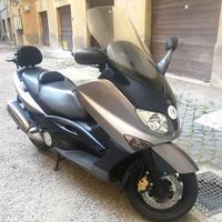 Yamaha T Max - 2006