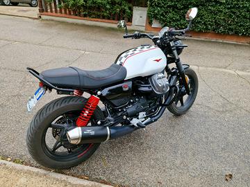 Moto Guzzi V7 Stone Ten 850 – Serie Speciale 2024
