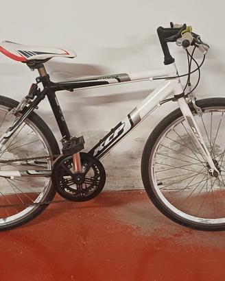 Bici sportiva ruota 24"