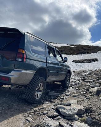Pajero Sport 2.5 td GLS
